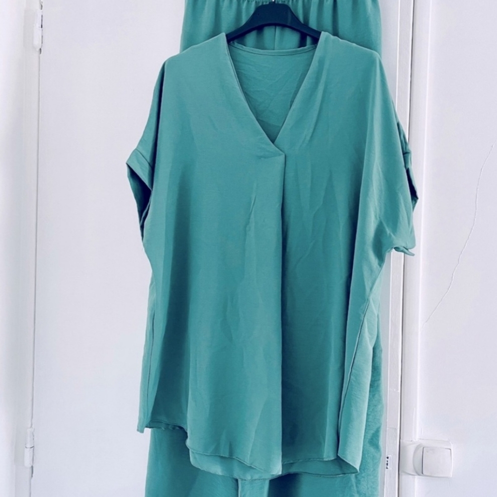 SOLD!⭐️FROM FRANCE!⭐️ Wide Leg Pant And Tunic Top 2 Piece Set MADE IN FRANCE! - Picture 15 of 15